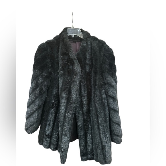 MIRAGE OUTERWEAR FAUX FUR COAT SIZE L - Picture 7 of 9